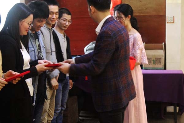 很棒的海藍(lán)家人 很棒的海藍(lán)家人